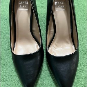 Kaari blue black block heels. Size 8.5 New without box